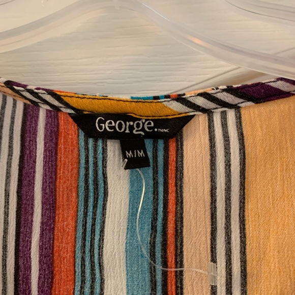 Button down colourful blouse with front tie - Picture 2 of 5